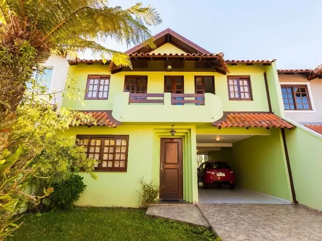 Sobrado com 300m² 4 quartos e 2 banheiros, à venda, no bairro São Braz em Curitiba