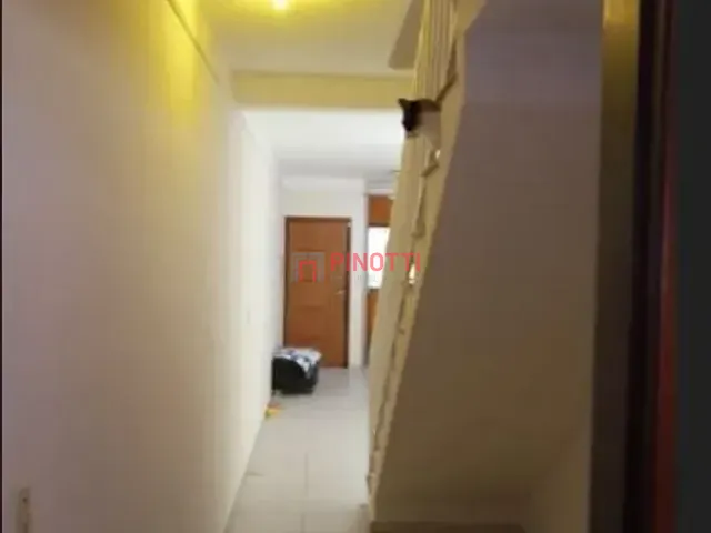 Sobrado 3 quartos e 2 banheiros, à venda, no bairro Santa Terezinha em São Bernardo do Campo