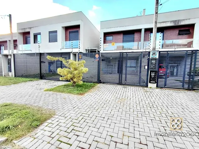 Sobrado 3 quartos e 3 banheiros, para alugar, no bairro Novo Mundo em Curitiba