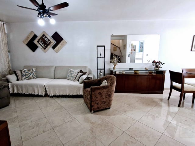 Sobrado com 150m² 3 quartos e 2 banheiros, à venda, no bairro Jardim Santo Amaro em São Paulo