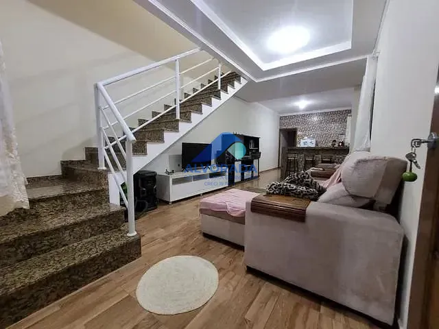 Sobrado com 150m² 3 quartos e 1 banheiro, à venda, no bairro Jardim Paulista em São José dos Campos