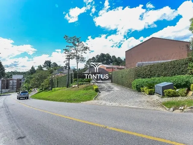 Casa com 122m² 3 quartos e 3 banheiros, para alugar, no bairro Cascatinha em Curitiba