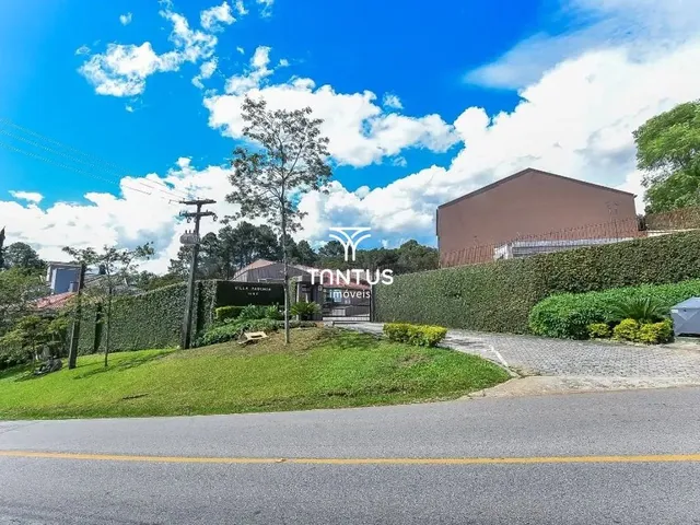 Casa com 122m² 3 quartos e 3 banheiros, para alugar, no bairro Cascatinha em Curitiba