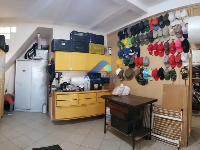Sobrado com 493m² 4 quartos e 4 banheiros, à venda, no bairro Jardim Altos de Santana II em Jacareí