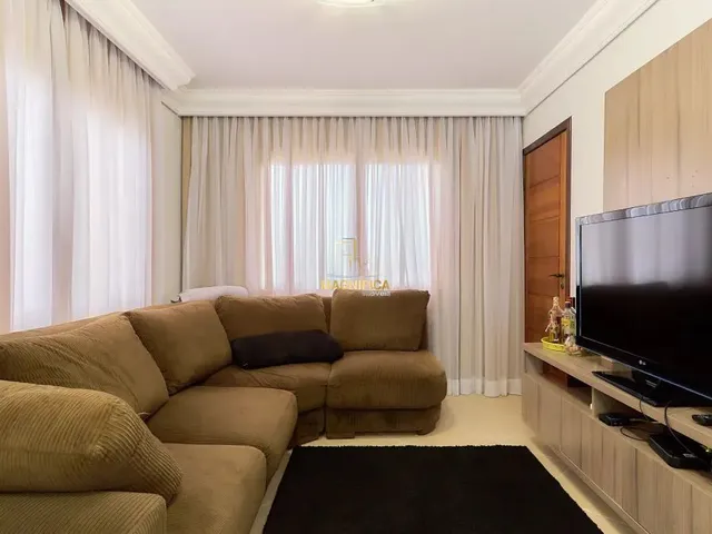 Casa 3 quartos e 4 banheiros, para alugar, no bairro Pilarzinho em Curitiba