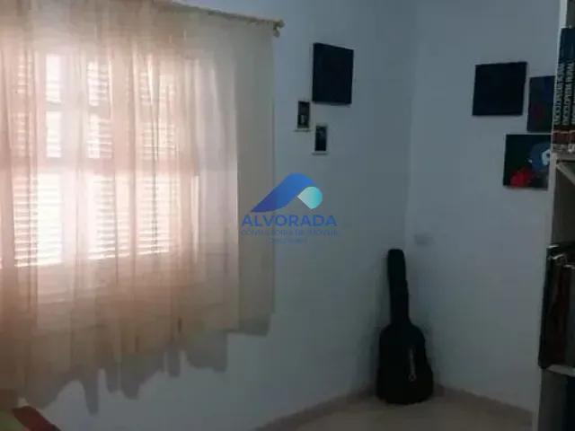 Sobrado com 125m² 3 quartos e 1 banheiro, à venda, no bairro Jardim Limoeiro em São José dos Campos