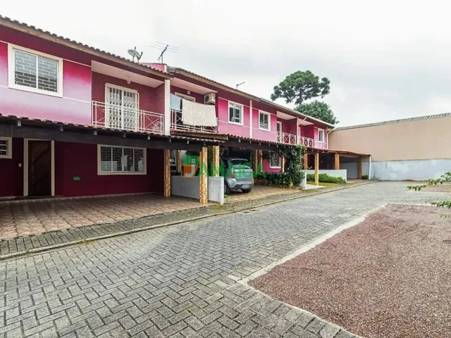 Sobrado 3 quartos e 3 banheiros, para alugar, no bairro BOQUEIRAO em Curitiba