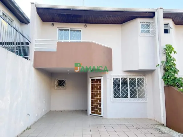 Sobrado com 125m² 3 quartos e 3 banheiros, à venda, no bairro Jardim das Américas em Curitiba