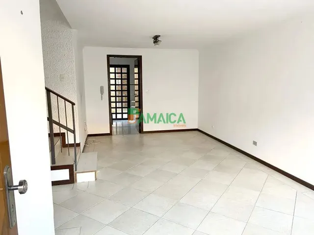 Sobrado com 125m² 3 quartos e 3 banheiros, à venda, no bairro Jardim das Américas em Curitiba