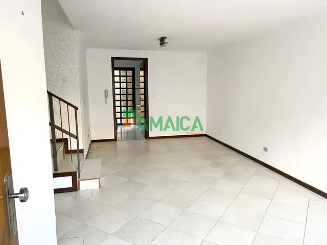 Sobrado com 125m² 3 quartos e 2 banheiros, à venda, no bairro Jardim das Américas em Curitiba