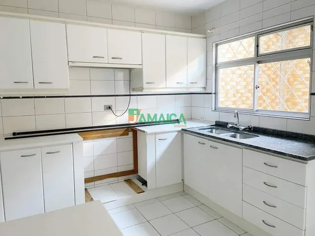 Sobrado com 125m² 3 quartos e 3 banheiros, à venda, no bairro Jardim das Américas em Curitiba