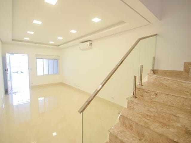 Sobrado com 175m² 3 quartos e 4 banheiros, à venda, no bairro Vila Dom Pedro I em São Paulo