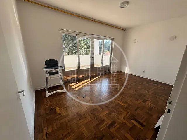 Sobrado com 720m² 4 quartos e 5 banheiros, à venda, no bairro Jardim Prudência em São Paulo