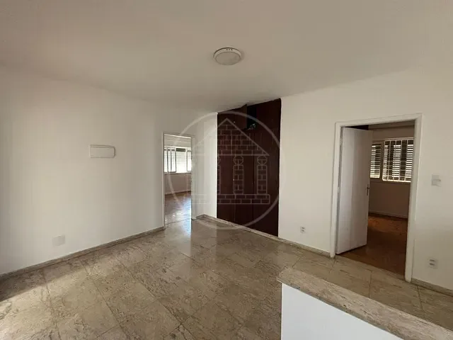 Sobrado com 720m² 4 quartos e 5 banheiros, à venda, no bairro Jardim Prudência em São Paulo