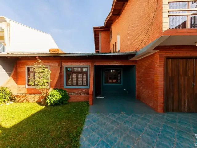 Casa com 352m² 3 quartos e 5 banheiros, à venda, no bairro Pilarzinho em Curitiba