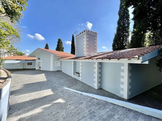 Sobrado com 1496m² 3 quartos e 5 banheiros, à venda, no bairro Vilarejo em Carapicuíba