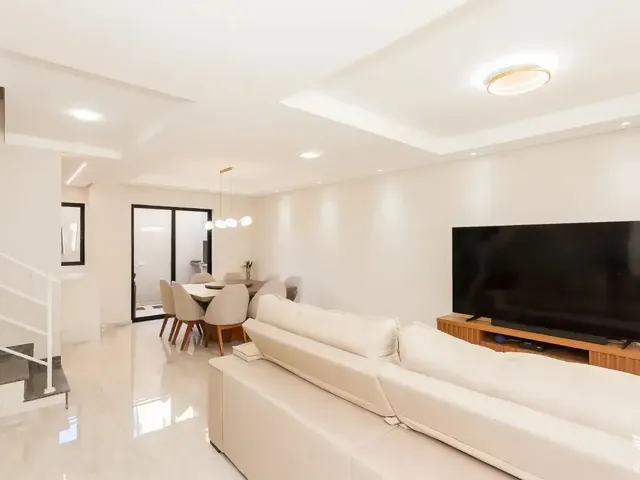 Casa 3 quartos e 3 banheiros, à venda, no bairro São Braz em Curitiba