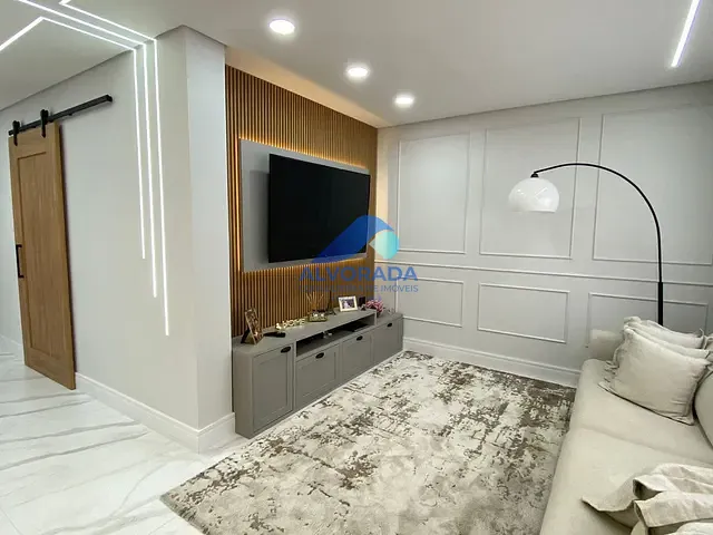 Sobrado com 243m² 3 quartos e 3 banheiros, à venda, no bairro Jardim Oriente em São José dos Campos