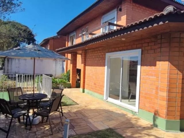 Sobrado com 435m² 4 quartos e 3 banheiros, à venda, no bairro Conjunto Residencial Vista Verde em São Paulo