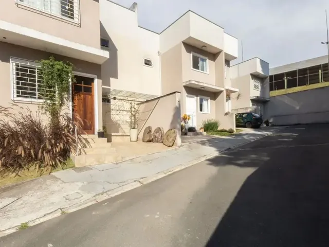 Casa com 204m² 2 quartos e 2 banheiros, à venda, no bairro Abranches em Curitiba