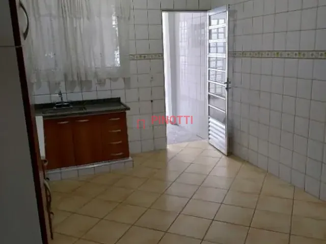 Sobrado 2 quartos e 2 banheiros, à venda, no bairro Santa Terezinha em São Bernardo do Campo