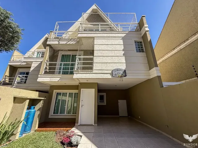 Casa com 139m² 4 quartos e 5 banheiros, para alugar, no bairro Campo Comprido em Curitiba
