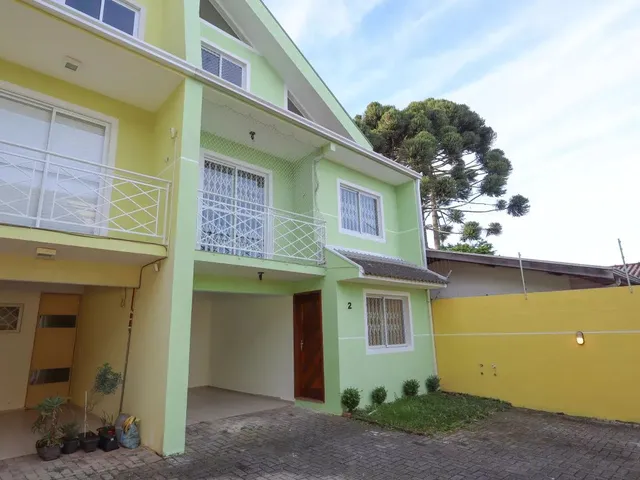 Casa com 120m² 3 quartos e 3 banheiros, para alugar, no bairro Santa Felicidade em Curitiba