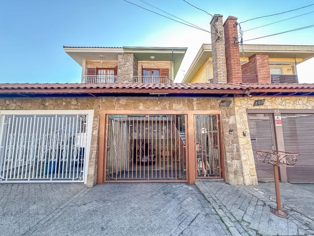 Casa com 131m² 3 quartos e 5 banheiros, à venda, no bairro Parque São Domingos em São Paulo