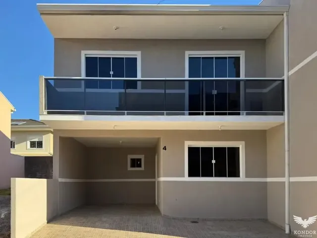 Casa 3 quartos e 3 banheiros, para alugar, no bairro Butiatuvinha em Curitiba