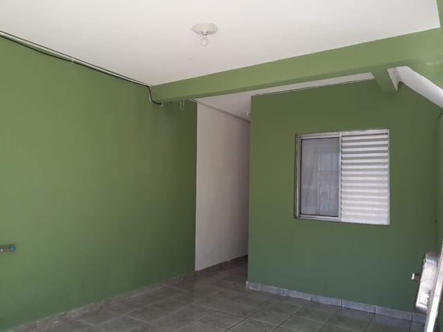 Sobrado com 125m² 5 quartos e 2 banheiros, à venda, no bairro São Pedro em Osasco