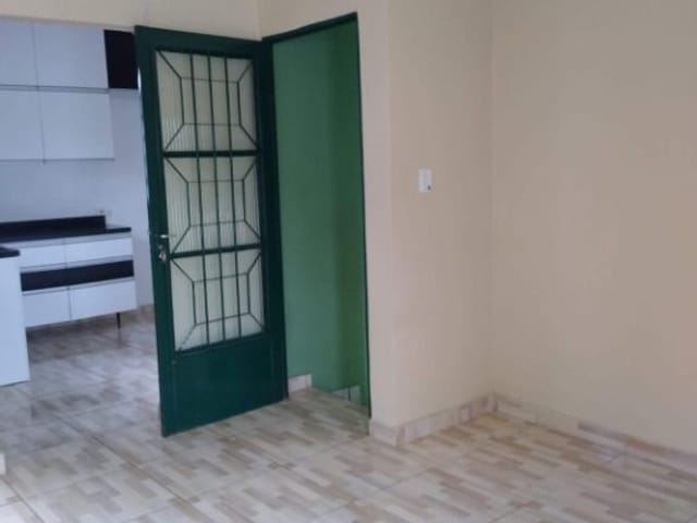 Sobrado com 125m² 5 quartos e 2 banheiros, à venda, no bairro São Pedro em Osasco