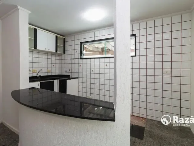 Sobrado 3 quartos e 3 banheiros, para alugar, no bairro São Braz em Curitiba
