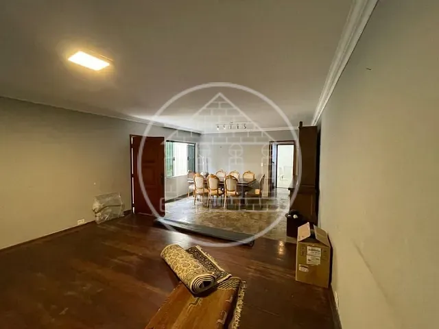 Sobrado com 182m² 3 quartos e 3 banheiros, à venda ou para alugar, no bairro Jardim Santa Helena em São Paulo