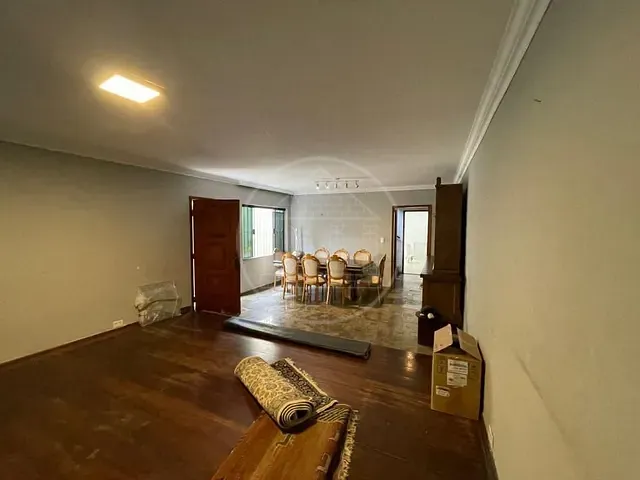 Sobrado com 182m² 3 quartos e 3 banheiros, à venda ou para alugar, no bairro Jardim Santa Helena em São Paulo