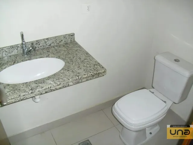 Sobrado 3 quartos e 3 banheiros, para alugar, no bairro PILARZINHO em Curitiba