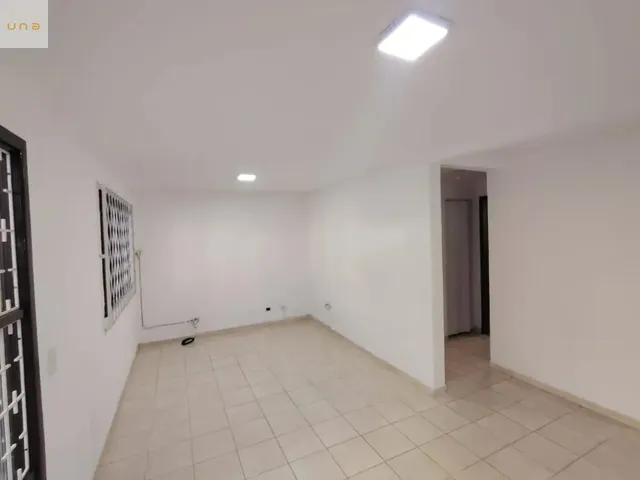 Sobrado 3 quartos e 1 banheiro, à venda, no bairro Novo Mundo em Curitiba