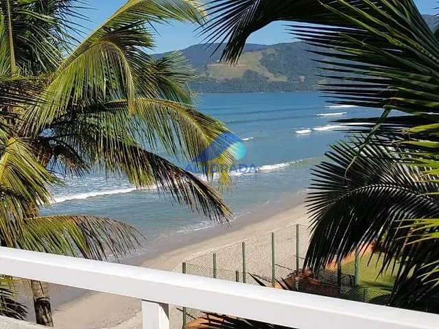 Sobrado com 630m² 4 quartos e 5 banheiros, à venda ou para alugar, no bairro Praia do Sapê em Ubatuba