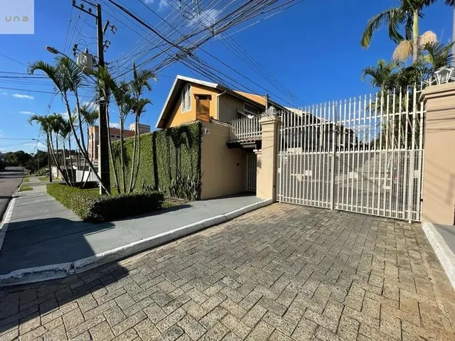 Sobrado 3 quartos e 3 banheiros, para alugar, no bairro Portão em Curitiba