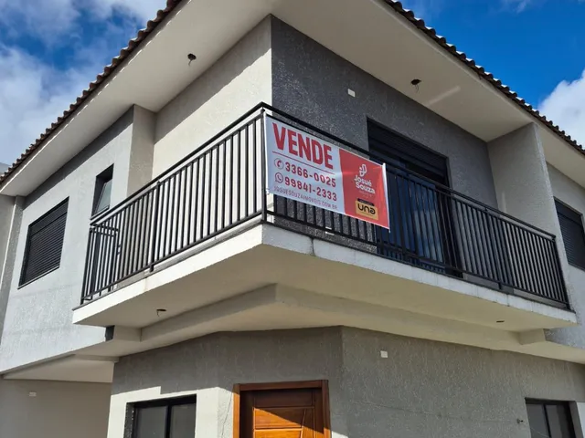 Sobrado com 139m² 3 quartos e 2 banheiros, à venda, no bairro Uberaba em Curitiba