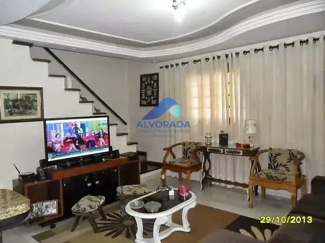 Sobrado com 73m² 3 quartos e 2 banheiros, à venda, no bairro Jardim Vale do Sol em São José dos Campos