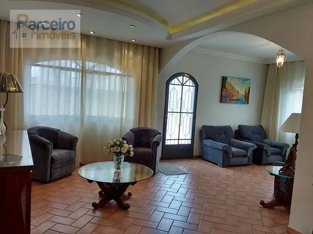 Sobrado com 429m² 4 quartos e 3 banheiros, à venda, no bairro Vila Aricanduva em São Paulo