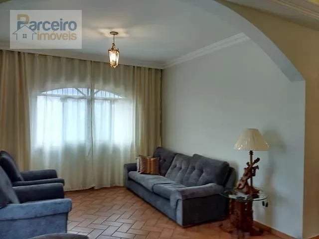 Sobrado com 429m² 4 quartos e 3 banheiros, à venda, no bairro Vila Aricanduva em São Paulo