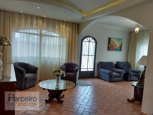 Sobrado com 429m² 4 quartos e 3 banheiros, à venda, no bairro Vila Aricanduva em São Paulo