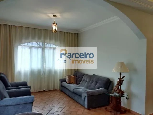 Sobrado com 429m² 4 quartos e 3 banheiros, à venda, no bairro Vila Aricanduva em São Paulo