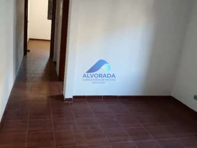 Sobrado com 125m² 4 quartos e 4 banheiros, à venda, no bairro Conjunto Residencial Galo Branco em São José dos Campos