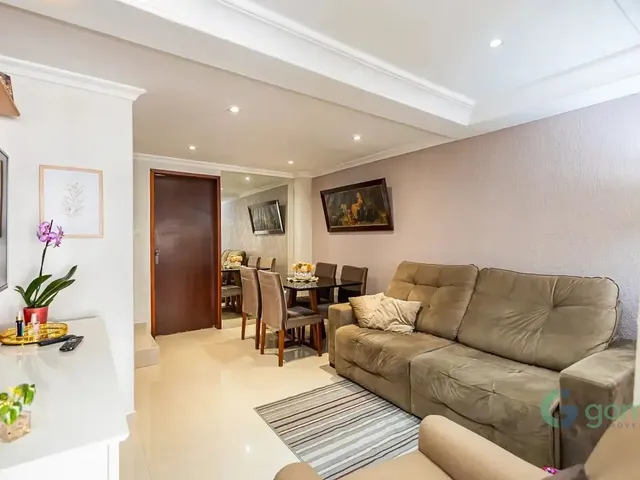 Sobrado com 52m² 3 quartos e 4 banheiros, à venda, no bairro Guaíra em Curitiba