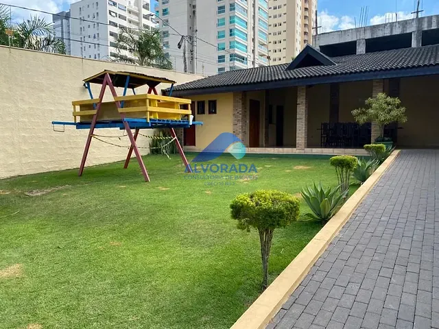 Sobrado com 590m² 4 quartos e 1 banheiro, à venda, no bairro Jardim Aquarius em São José dos Campos