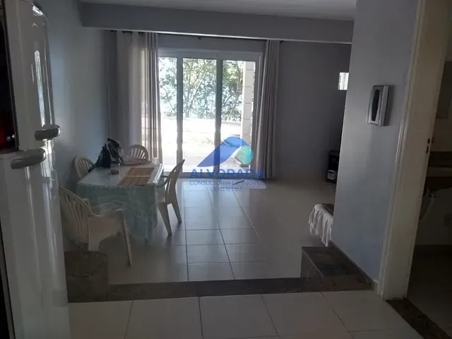 Sobrado com 140m² 2 quartos e 3 banheiros, à venda, no bairro Cigarras em São Sebastião