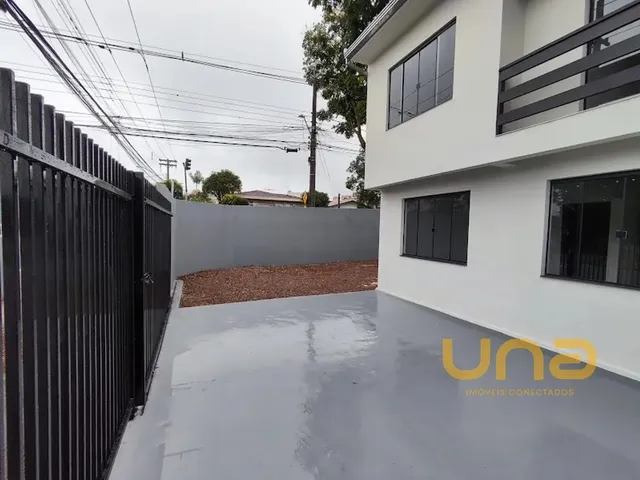 Sobrado 3 quartos e 1 banheiro, para alugar, no bairro HAUER em Curitiba