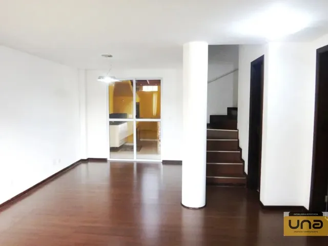 Sobrado 3 quartos e 8 banheiros, para alugar, no bairro MERCES em Curitiba